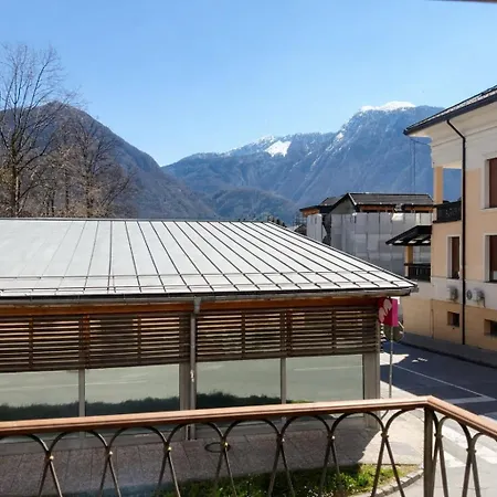 Edi App Center-free Parking & Mountain View